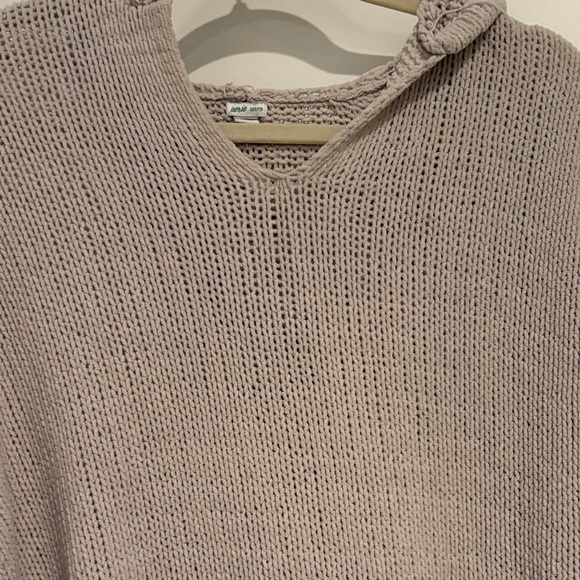Aerie Taupe V-Neck Hooded Sweater - Picture 3 of 6
